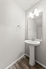 15009 Iverson Lp SE in Yelm, WA - Building Photo - Building Photo