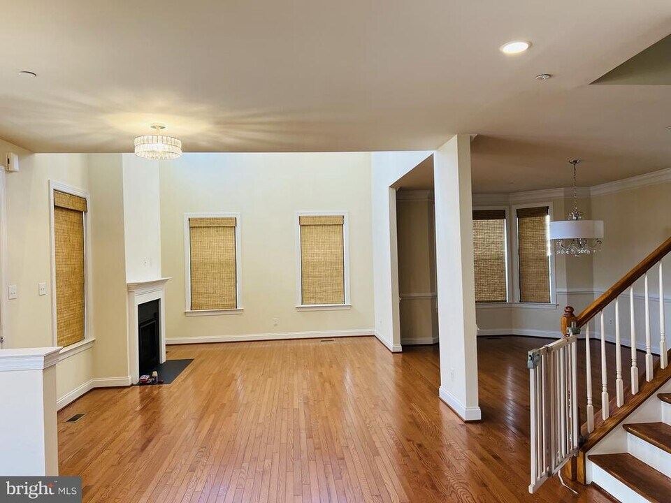 107 Shilling Ave in Malvern, PA - Building Photo