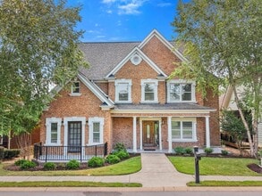 7448 Miss Madison Way in Ooltewah, TN - Building Photo - Building Photo