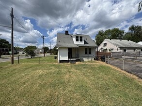 5011 Wyoming Ave in Nashville, TN - Building Photo - Building Photo