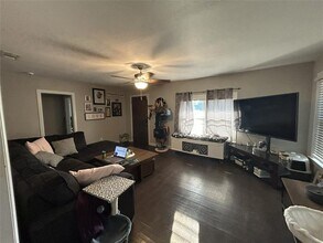 2300 Fincher Rd in Fort Worth, TX - Building Photo - Building Photo
