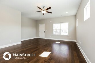 608 Oakvale Ln in Mount Juliet, TN - Foto de edificio - Building Photo