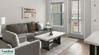 4902 Cosmos Cir in Wimauma, FL - Building Photo