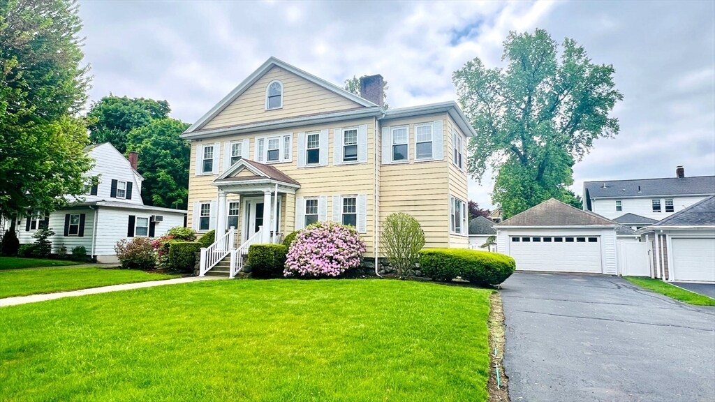 144 Ellison Park in Waltham, MA - Building Photo