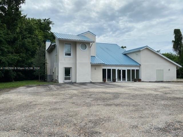 4450 S Jog Rd in Greenacres, FL - Building Photo