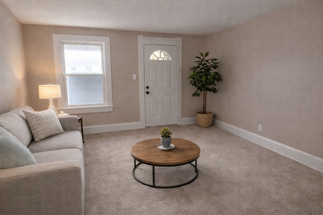 property at 1736 W Minnesota St