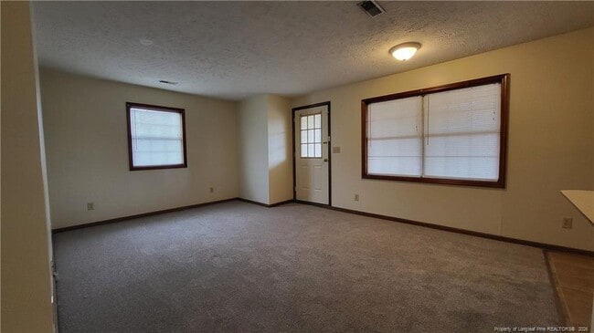 700 N Roberts Ave in Lumberton, NC - Building Photo - Building Photo