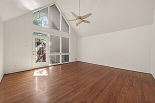 615 Kipling St, Unit 5 in Houston, TX - Building Photo