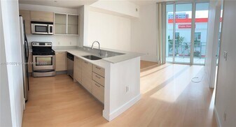 350 NE 24th St in Miami, FL - Building Photo