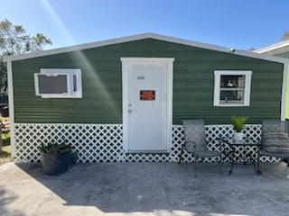 property at 4019 E Osborne Ave
