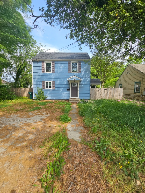 property at 819 19th Pl