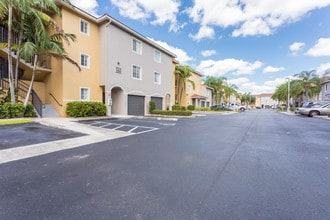 Camden Doral in Doral, FL - Building Photo - Interior Photo