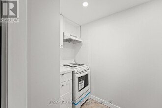 112 Arco Cir in Vaughan, ON - Building Photo - Building Photo