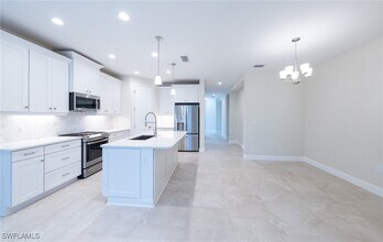 4596 Centaurus Cir in Naples, FL - Building Photo - Building Photo