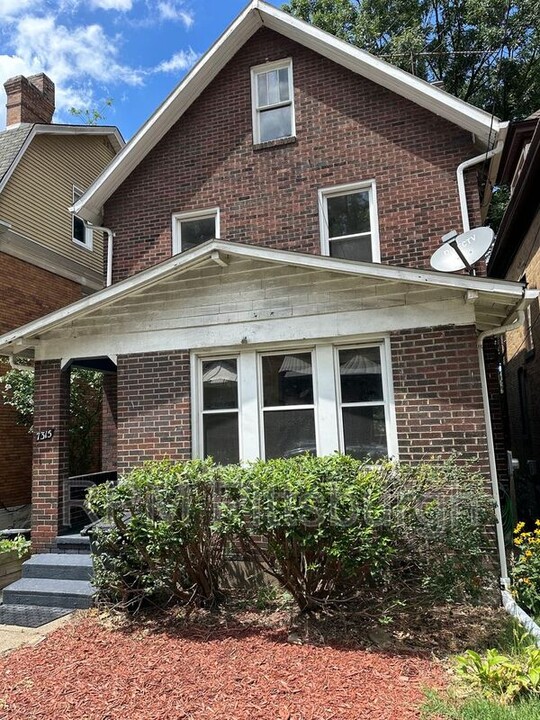 7315 Whipple St in Pittsburgh, PA - Building Photo