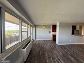 1200 Marlton Pike East in Cherry Hill Township, NJ - Building Photo - Building Photo
