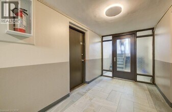 94 King Edward Ave in London, ON - Building Photo - Building Photo