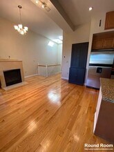 261 W 2nd St, Unit 3 in Boston, MA - Foto de edificio - Building Photo