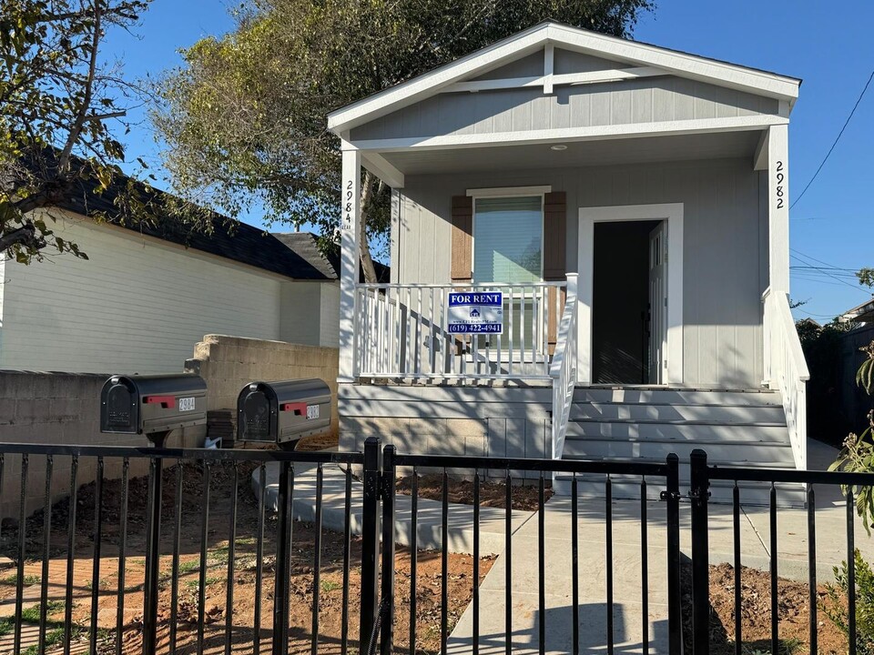 2982 Clay Ave in San Diego, CA - Building Photo