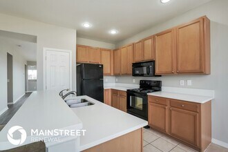 210 NW 24th Ave in Cape Coral, FL - Building Photo - Building Photo