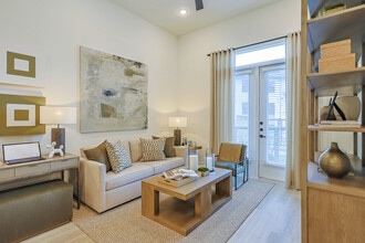 Evergreen at Whisper Valley in Manor, TX - Building Photo - Interior Photo