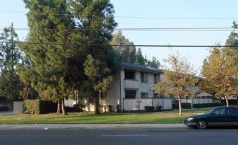 4820-4830 Jackson St Apartments