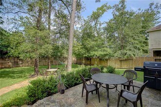 174 E Spindle Tree Cir in The Woodlands, TX - Building Photo - Building Photo