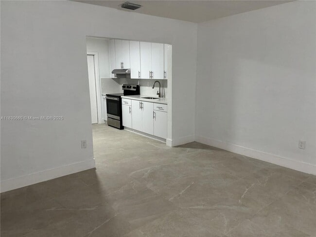 property at 994 SE 2nd Pl