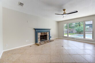 22 Summithill Pl in Spring, TX - Building Photo - Building Photo