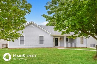 4 Hickory Knoll Ct in Greensboro, NC - Building Photo