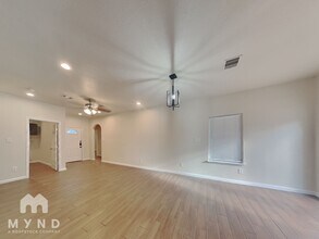 5704 Bacher St in Houston, TX - Building Photo - Building Photo