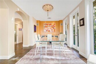 319 Orchid Ave in Newport Beach, CA - Building Photo - Building Photo