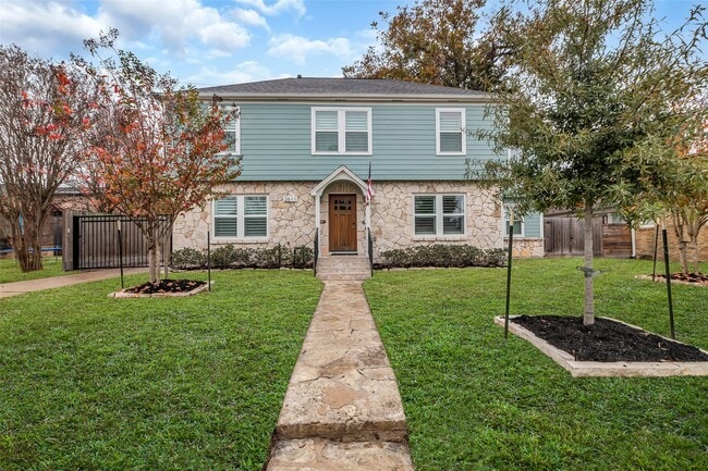 property at 2611 Ruth St