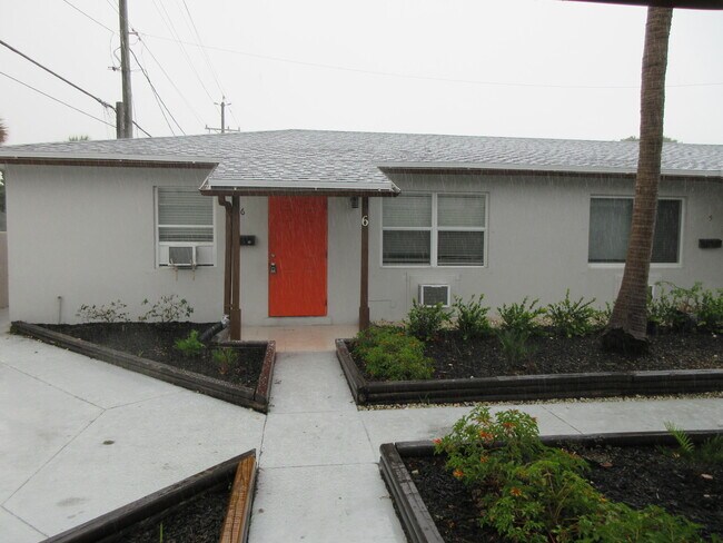 1415 N J St in Lake Worth Beach, FL - Building Photo - Building Photo