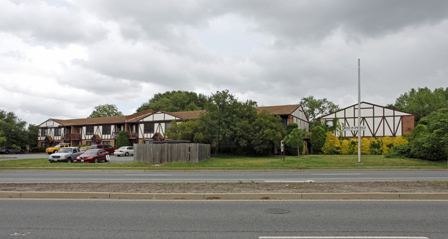 Woodcreek Apartments