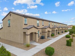 5231 Dubris Dr in Las Vegas, NV - Building Photo - Building Photo