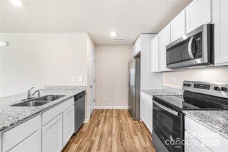 2248 Cranberry Wy in Salisbury, NC - Building Photo - Building Photo