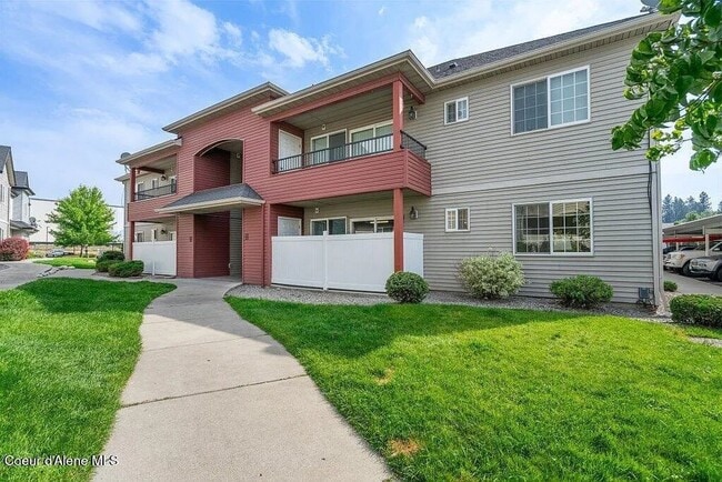 322 N Promenade Loop