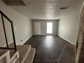 2188 Aspen Dr in Dallas, TX - Building Photo - Building Photo