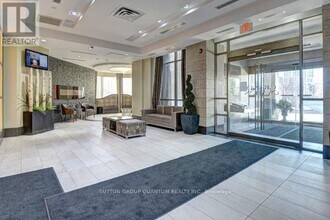 310 Burnhamthorpe Rd W in Mississauga, ON - Building Photo - Building Photo