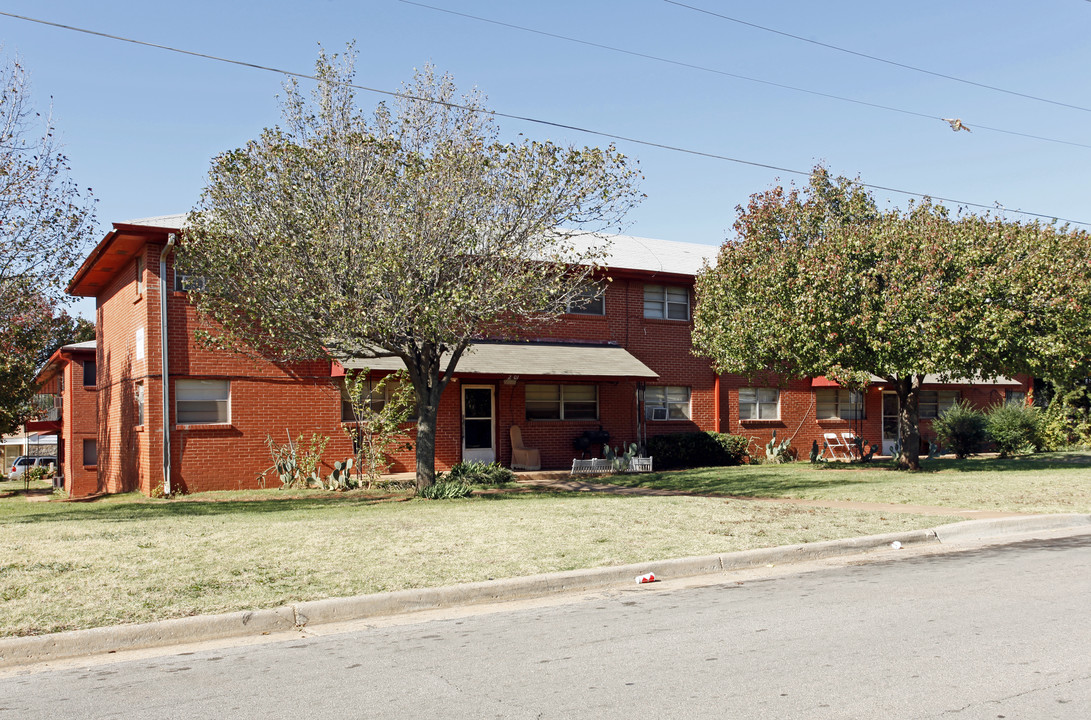 Capitol Estates Apartments in Oklahoma City, OK - Foto de edificio