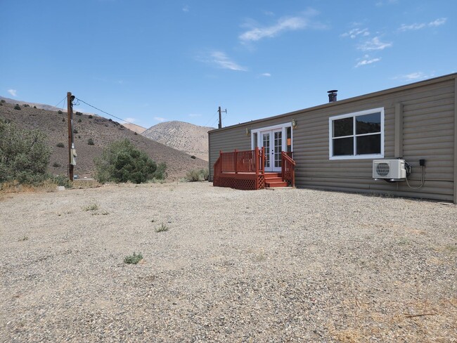 3901 Mica Ct in Wellington, NV - Building Photo - Building Photo