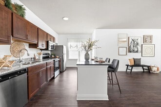 Union Club Apartments in Fort Wayne, IN - Building Photo - Building Photo