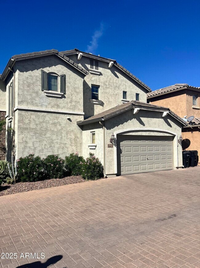 1952 W Davis Rd in Phoenix, AZ - Building Photo - Building Photo