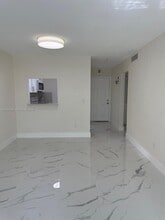 4298 NW S Tamiami Canal Dr in Miami, FL - Building Photo - Building Photo