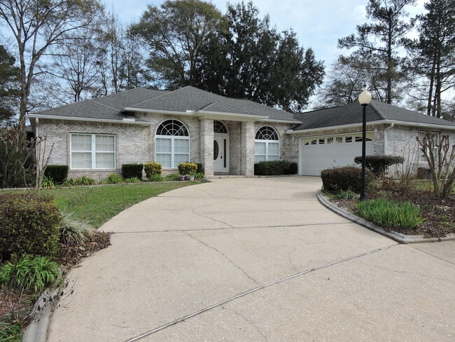 property at 5831 Buckskin Ct