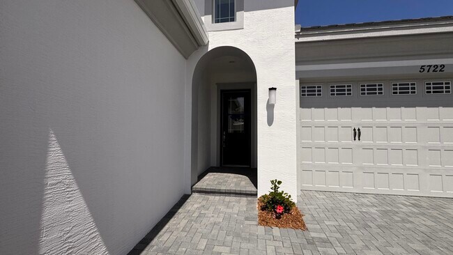 5722 Aleppo Pl in Westlake, FL - Building Photo - Building Photo
