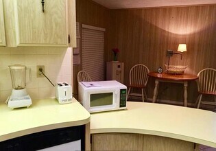 4067 White Pine Dr in Boynton Beach, FL - Building Photo - Building Photo