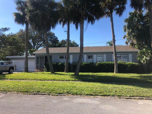 property at 1102 S 8th St