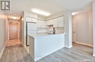 88-2988 Grangeway Ave in Toronto, ON - Building Photo - Building Photo